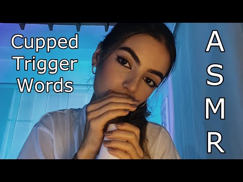 ASMR// cupped trigger words in Spanish (mouth sounds)