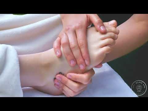🌿 Blissful ASMR Foot Massage with Dominica and Sara 🌿