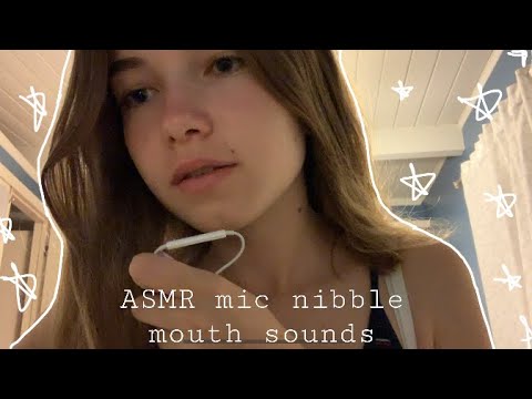 ASMR mic eating mouth sounds