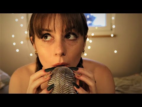 ASMR MIC SCRATCHING & TAPPING WITH INAUDIBLE WHISPERING