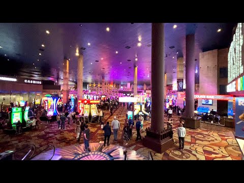 ASMR In Public | Las Vegas Strip & Casinos 💤🎰