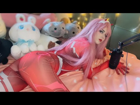 ASMR Scratching Bed Sheets (Zero Two Cosplay)