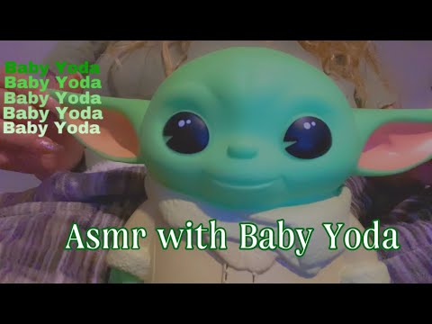 ASMR| 🎧 Tapping & Scratching on Baby Yoda 💚| Minimal talking, LoFi