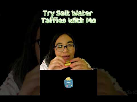 ASMR TRYING SALT WATER TAFFIES FOR THE FIRST TIME #asmrshorts #asmrcandy #mouthsounds 🍬🧁