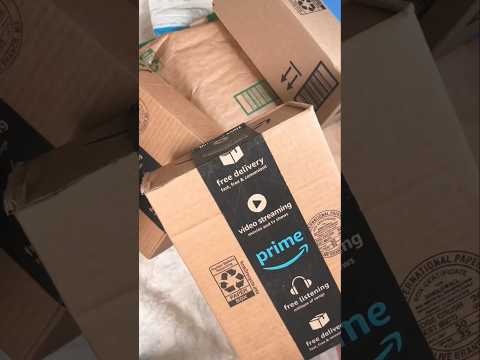 ASMR Tingly Amazon haul! 📦 (tapping, box cutting, crinkles)