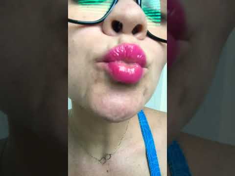 ASMR POV your auntie giving you rapid fire kisses 💋💋💋 lip gloss satisfying sunny sounds #shorts