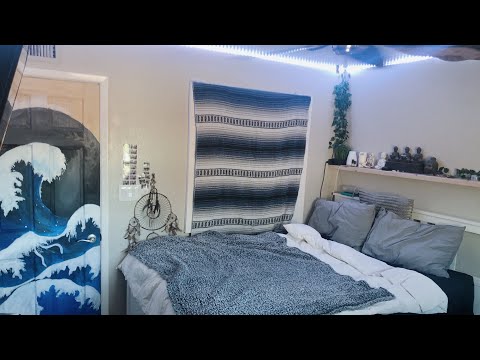 ASMR aesthetic room tapping/tour!