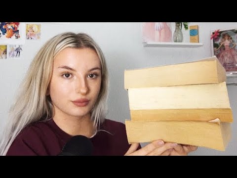 ASMR: spooky tbr list for autumn!! (Lots of rambles, book tapping and page turning)