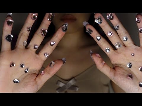 ASMR | Tapping & Rubbing Jewel Covered Palms With Hands Movements💎🙌🏻 (No Talking)