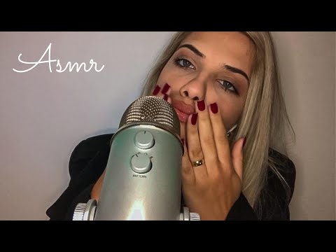 ASMR estalinhos - Beijando o microfone e a minha mão