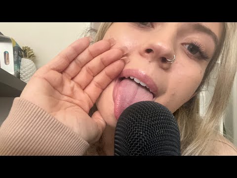 ASMR| Fast & Slow Lens Licklng/ Mouth Sounds/ Lotion Massage