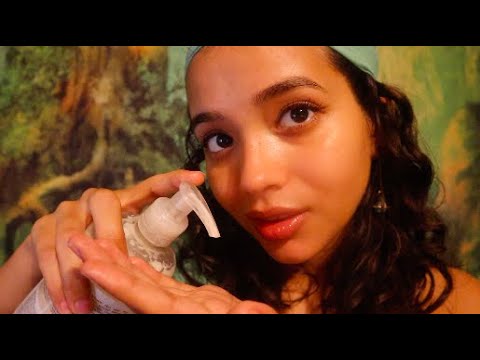ASMR - Lotion Sounds + Soft Spanish Whispers