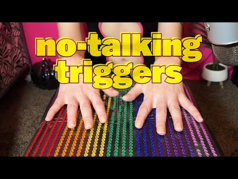 ASMR | Scratching and Tapping Triggers (hand movements, no talking)