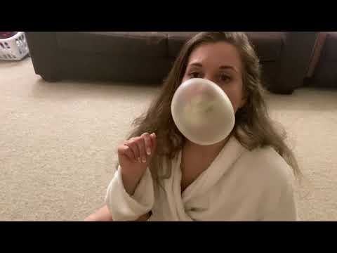 Big bubbles | ASMR | Hubba Bubba Snapping