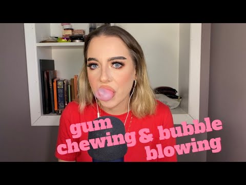 ASMR | chewing double bubble gum and blowing bubbles