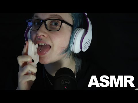 ASMR Silicone Ear Eating + Little Mic Licks 😝