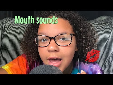 ASMR- mouth sounds 💕💙