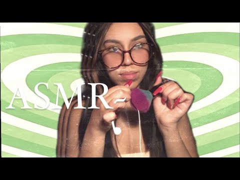 ASMR-^w^-Lamiendo el micrófono y brochita
