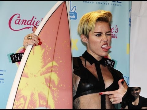 Teen Choice Awards 2013 Fashion: Miley Cyrus On The Red Carpet - review