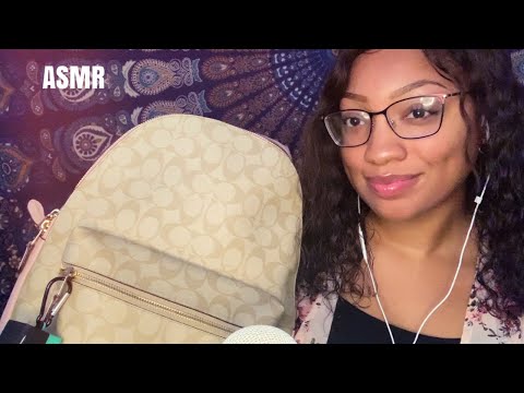 ASMR | Tapping & Gum Chewing 🍬 What’s in my bag 👛
