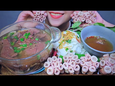 ASMR PORK BLOOD CURD AND PORK SMALL INTESTINE WITH BANH HOI RICE VERMICELLI SHEETS | LINH-ASMR