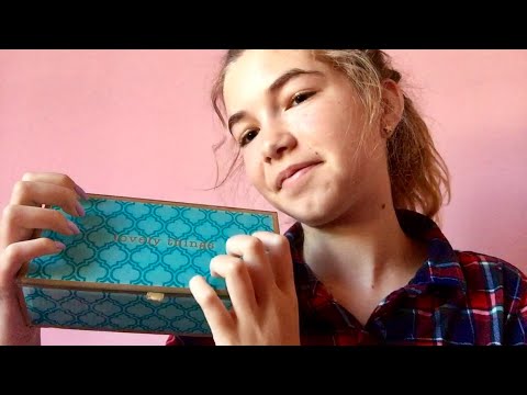 ASMR tapping and scratching with nails