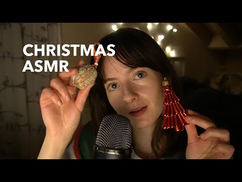 ASMR | Christmas Triggers 🎄🤶🎁 | gentle, close up whispering + tapping