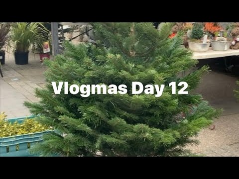 Vlogmas Day 12 (2023) - Massage Parlour & Christmas Stalls