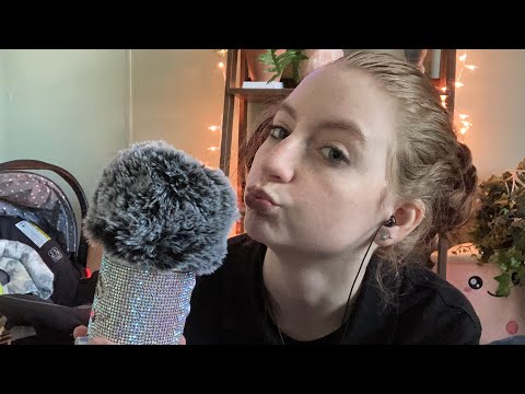 ASMR/ kisses and mouth sounds