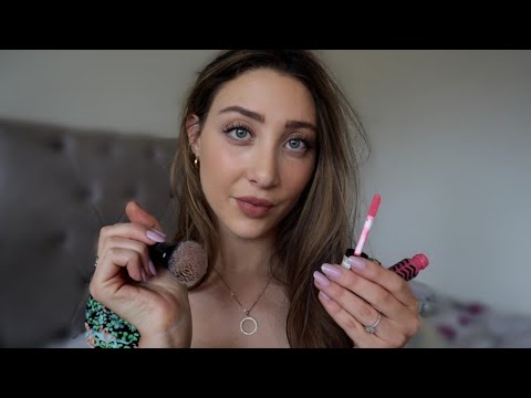 ASMR DOING YOUR MAKE UP FAST AND AGGRESSIVE | MOUTH SOUNDS, WHISPERS, TAPPING