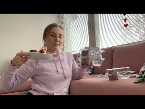 Maistellaan ja Arvostellaan Runebergin torttuja ASMR Suomi Mistä löytyy Suomen paras torttu?