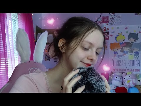 ASMR 💌 whisper ramble with a bit of fluffy mic brushing (chit chat with me!)