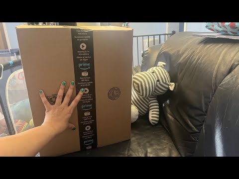 ASMR Unboxing, tapping, scratching, Crinkles ~ Amazon~ Show & Tell