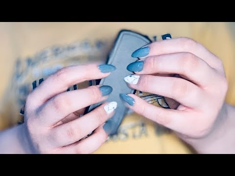 ASMR | Desk Tapping & Scratching | Tingles | Living it with K