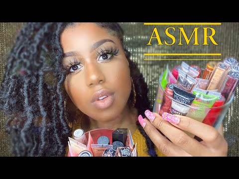 ASMR | My Lipgloss Collection & Application/Try-on 💄💋 (Soft Tapping & Whispers)