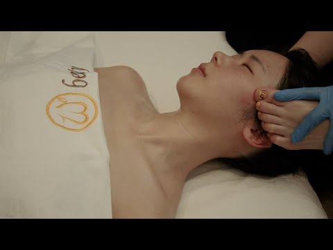 ASMR. 발로 받는 얼굴&데콜테 마사지🦶| 백색소음 | Gentle massage with  feet
