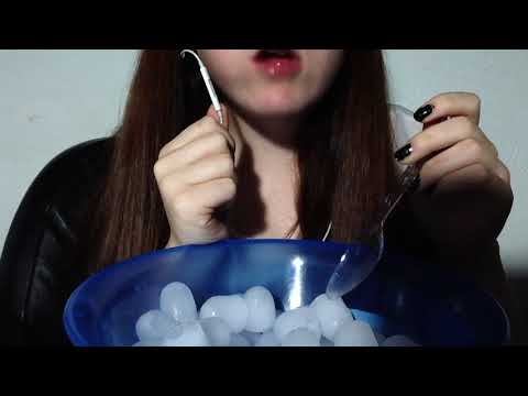 🐧Asmr Ice Eating🐧