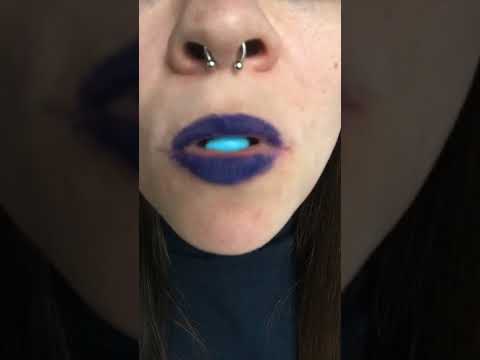 ASMR 💙🦷🍬 JELLYBEAN pt 3 SWEET TARTS BLUE candy chew satisfying sunny mouth sounds #shorts