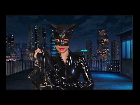 ASMR: CATWOMAN Roleplay (Leather Jacket Triggers)