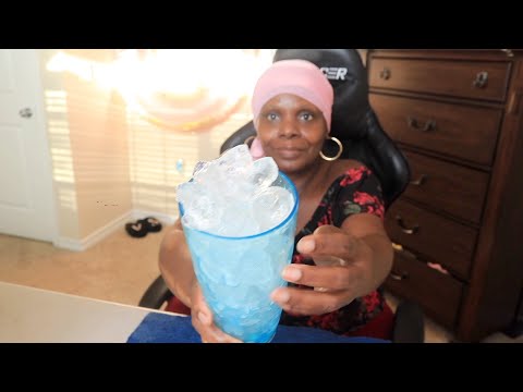 SUMMER COOL OFF CRUSH ICE ASMR EATING SOUNDS