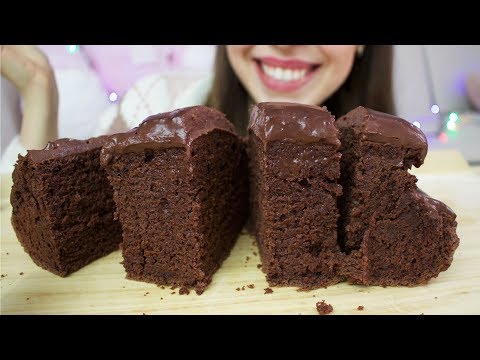 ASMR GIANT GOOEY CHOCOLATE CAKE (Extreme Eating Sounds)