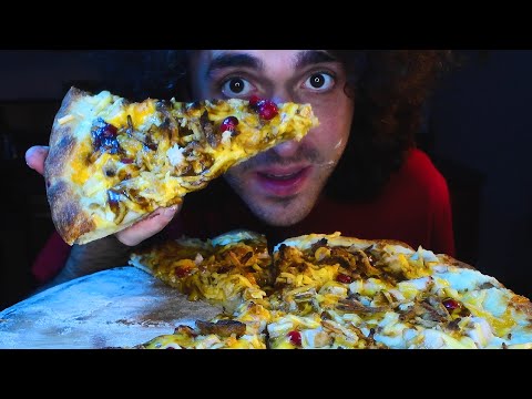 THANKSGIVING PIZZA !! Mashed Potato, Turkey, Gravy! CRANBERRIES! | NO TALKING ASMR | Nomnomsammieboy