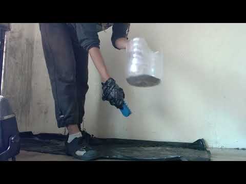 Brushing the wall to remove black fungus (ASMR)