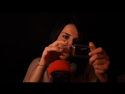 ASMR - Whispering in French - Triggers for sleep