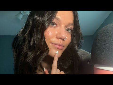 ASMR | Tracing my face | Explaining my features | Close Whispers