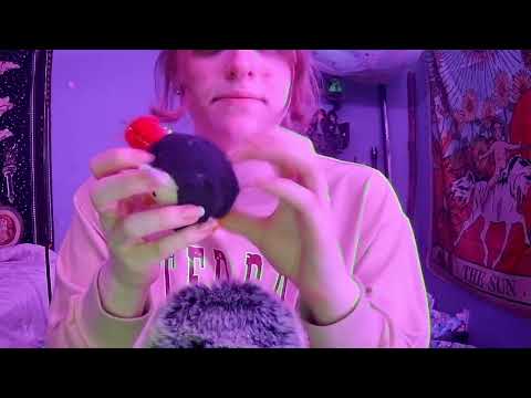 ASMR | Fast Tapping on Christmas Decorations