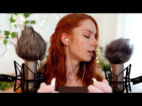 ASMR Massaging Your Ears 💚 Whispers And Exfoliation Gloves 🙌