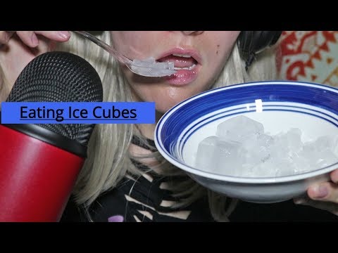 ASMR Eating Ice (Crunchy Tingly Sounds)
