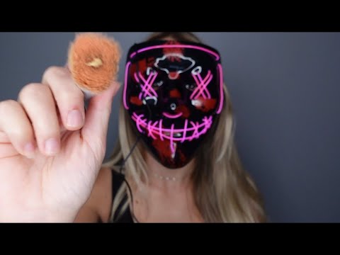 Fast 1 Minute ASMR Doing Your Makeup 💄
