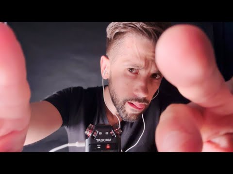 FAST AND CHAOTIC HAND MOVEMENTS * ASMR